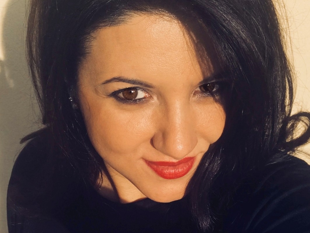 Linda Carlocchia ambasciatrice del nuovo calendario Beautiful Curvy 2018